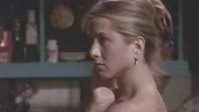 אבוני בייב ממשש את הכוס הנחמד שלה בחדר האמבטיה סרטים לצפייה ישירה בחינם סקס